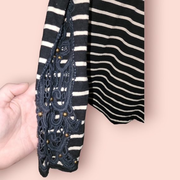 Free People Black And White Long Sleeve Top With Lace Detail Women's Med Scoop - Picture 3 of 4